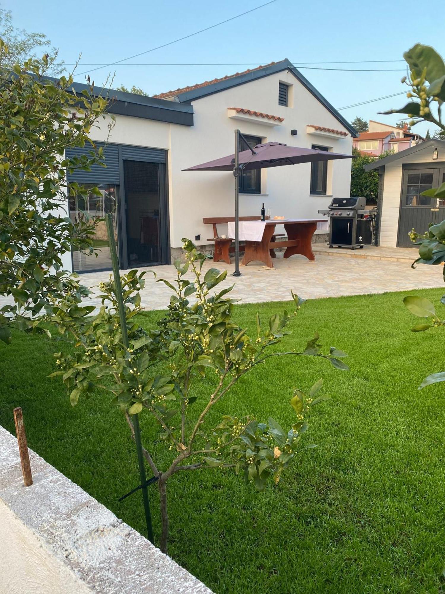 The House Villa Medulin Luaran gambar